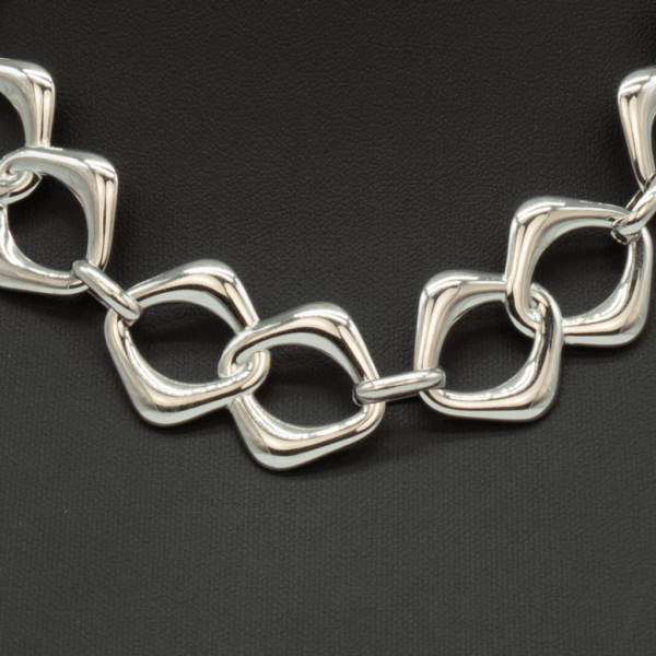 Collana Irregular Loop